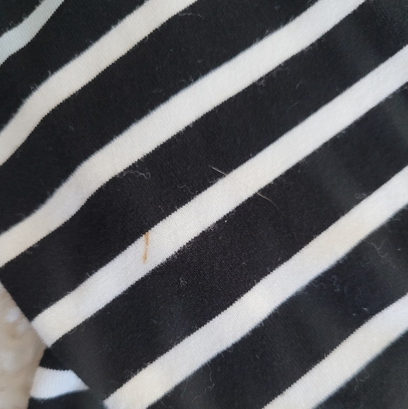 Striped Black and White 3/4 Sleeve Top | Size XS | White House Black Market - Picture 6 of 6